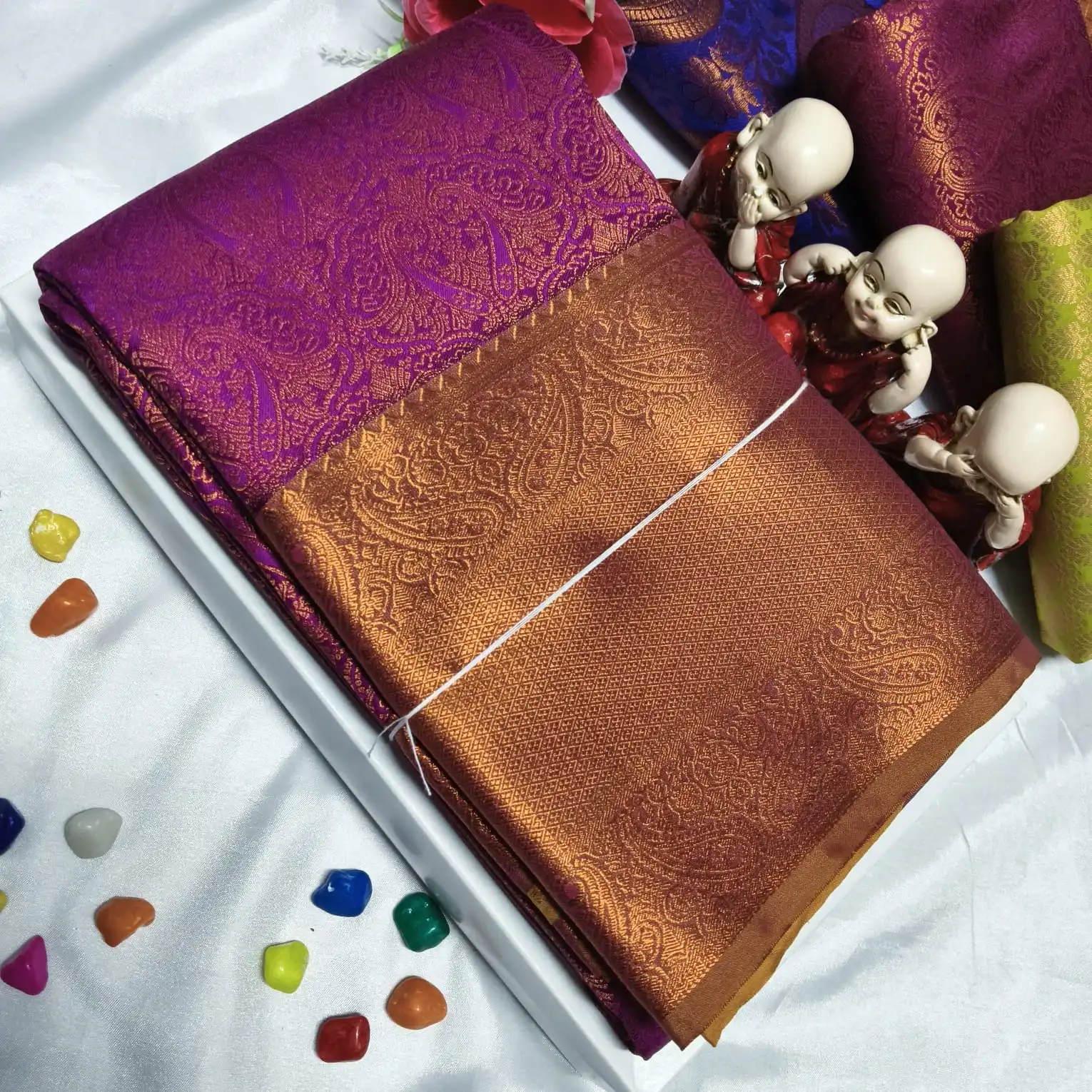 Vastharakala Design Big Putta Soft Silk Saree